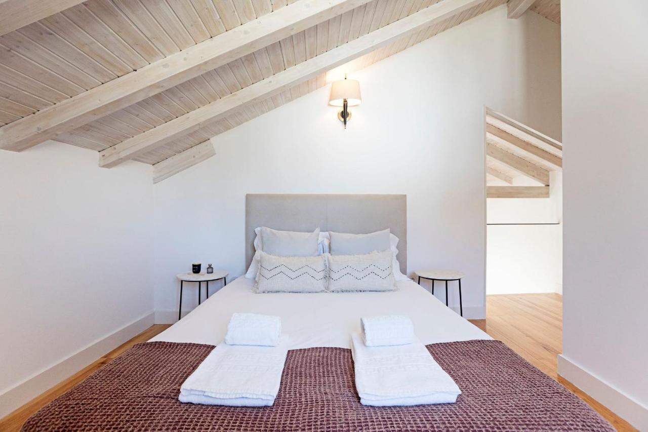 D. Joao IV Apartments By Lovelystay Porto Exterior photo