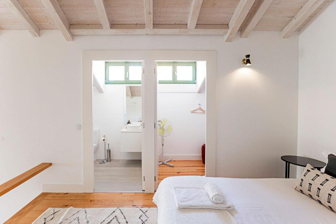 D. Joao IV Apartments By Lovelystay Porto Exterior photo